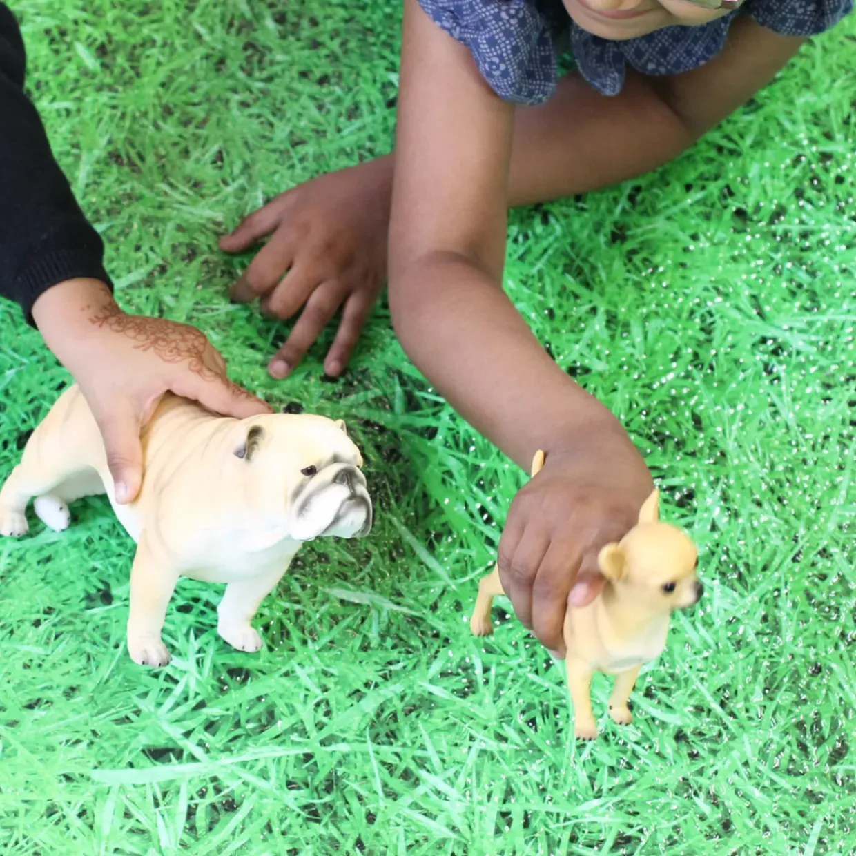 Large Interlocking Foam Play Mats - 4x Grass & 4x Water