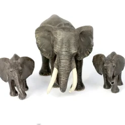 32pc Small World Safari Animals - Perfect for Early Learning and Creative Play