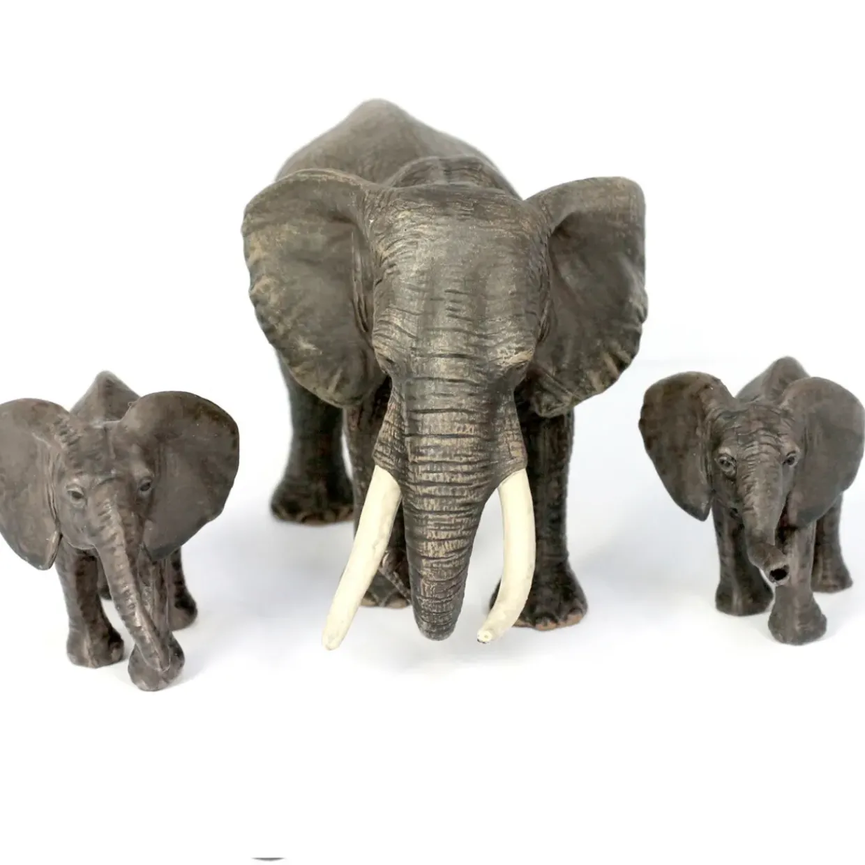 32pc Small World Safari Animals - Perfect for Early Learning and Creative Play