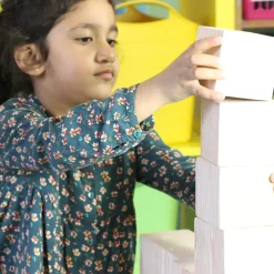 Role Play Foam House Bricks Breeze Blocks and Wooden Effect Building Blocks Bundle 77 Pack