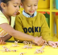 Small World Dinosaur Skeletons Set - 204pcs